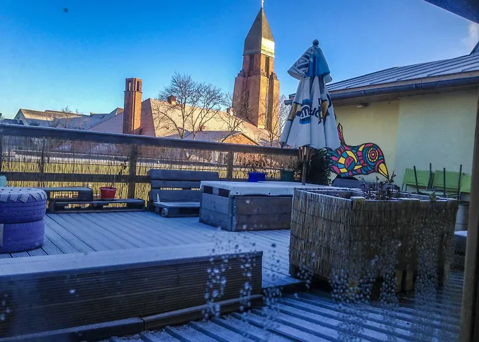 Looming بيت شباب