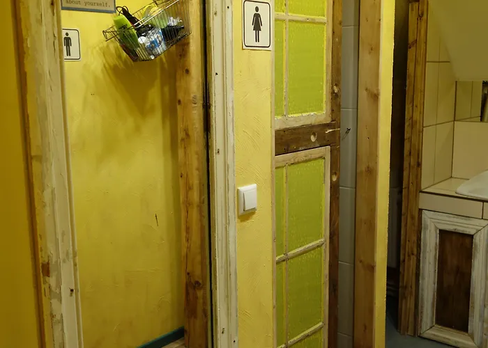 بيت شباب Looming *