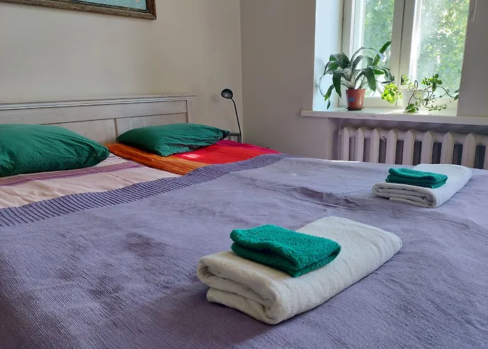 Looming بيت شباب